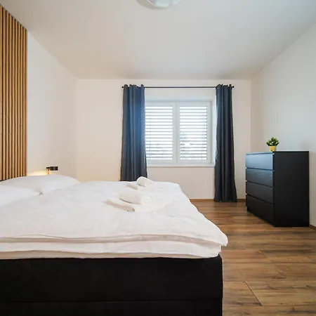 Appartement Rezidence Kolofik à Opava Extérieur photo